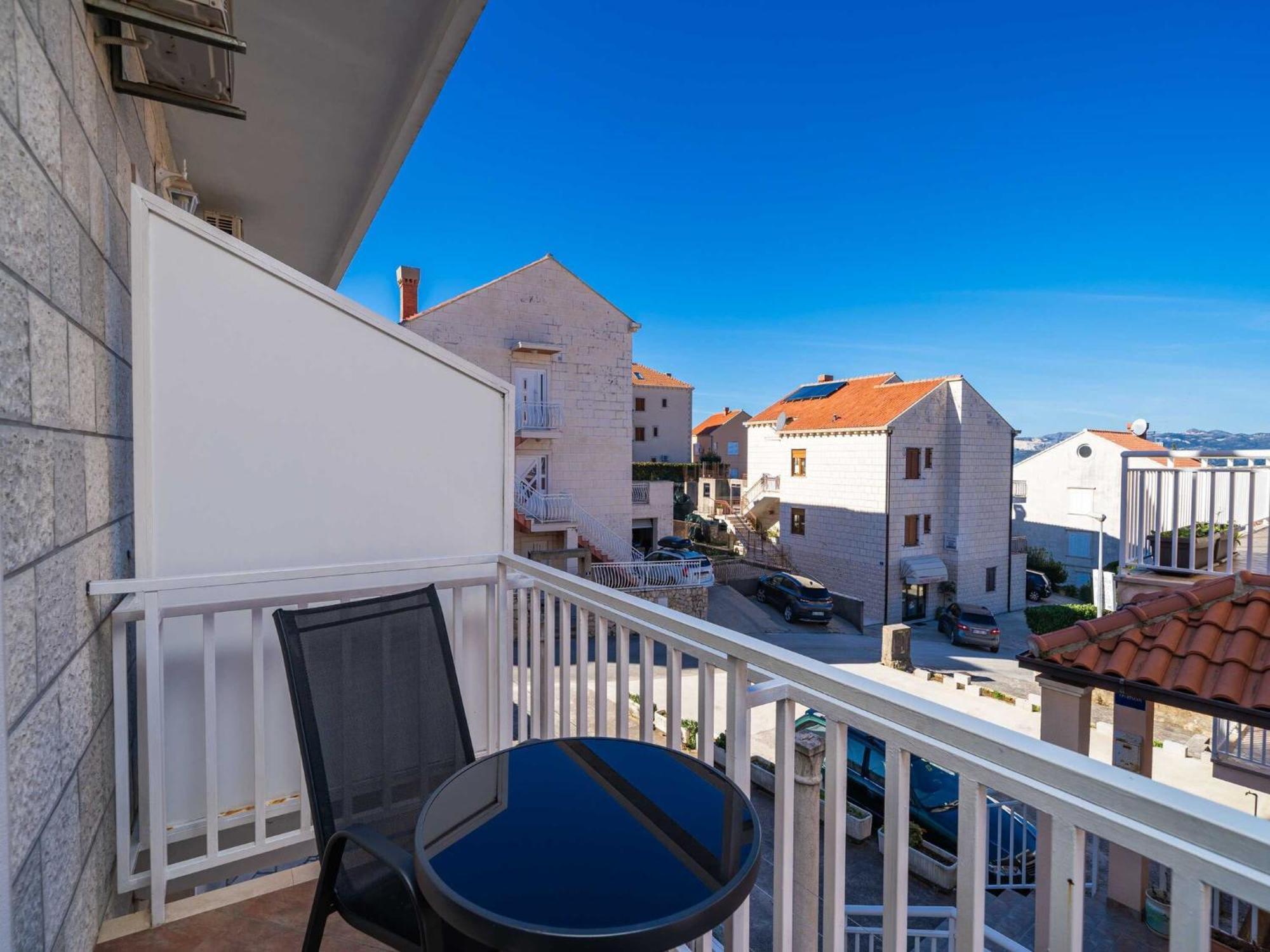 Apartments Senjo - Studio Apartment With Balcony With Side Sea View Apartman 4 챠브타트 외부 사진